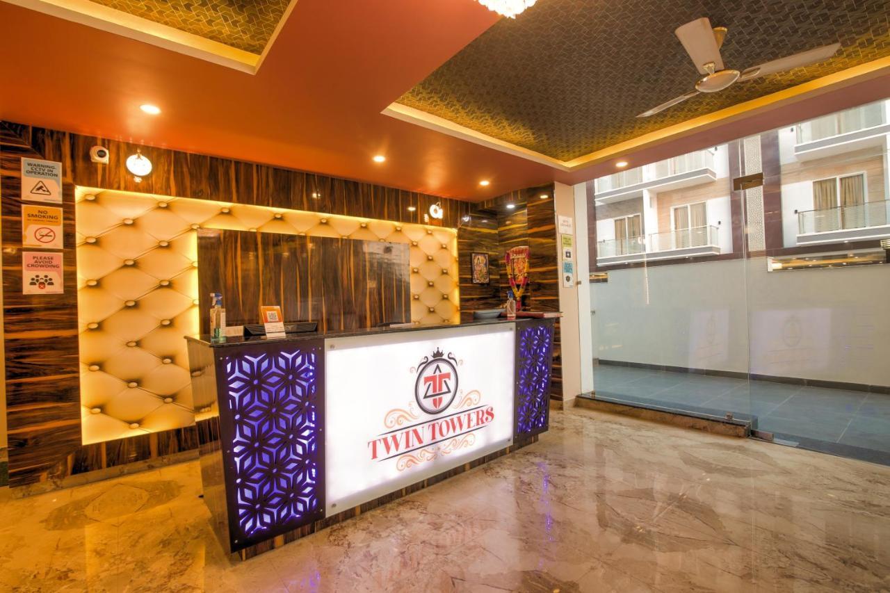 Bed and Breakfast Twin Towers Greater Noida Exteriér fotografie