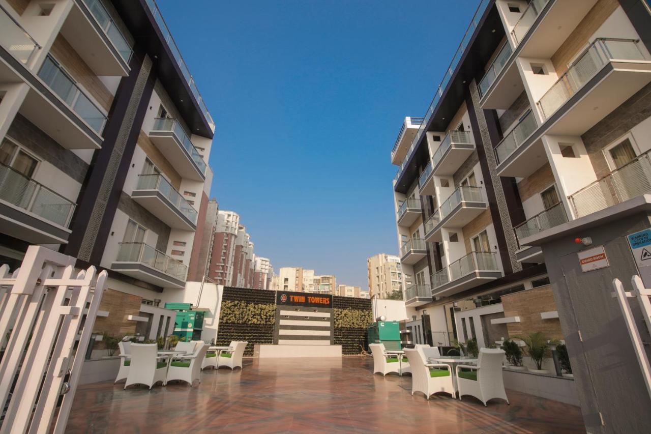 Bed and Breakfast Twin Towers Greater Noida Exteriér fotografie
