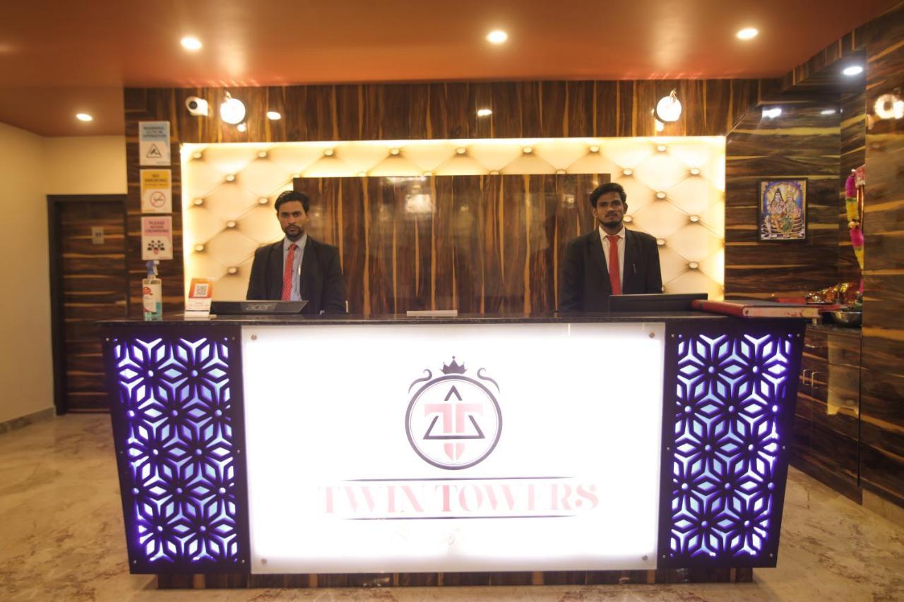 Bed and Breakfast Twin Towers Greater Noida Exteriér fotografie