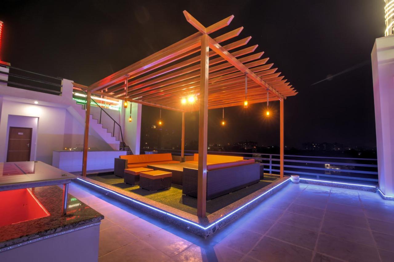 Bed and Breakfast Twin Towers Greater Noida Exteriér fotografie