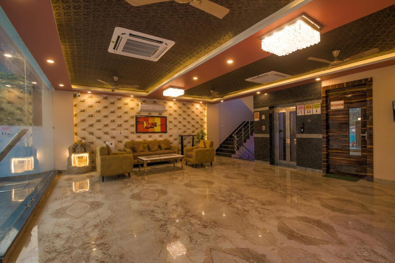 Bed and Breakfast Twin Towers Greater Noida Exteriér fotografie